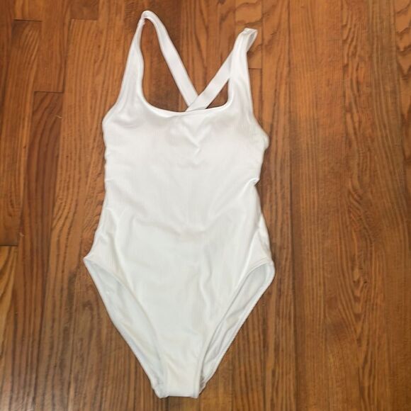 Andie Swim The Tulum One Piece LT Swimsuit White Ribbed Size Medium Tall NWT - Picture 2 of 6